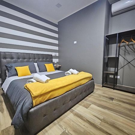 B&B Be Happy Taranto Exterior photo